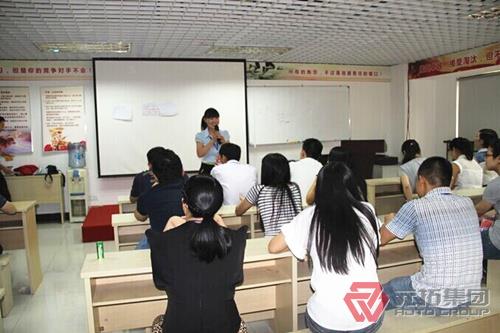 腳手架商業(yè)帝國(guó)大亨,到底是一個(gè)什么樣的人？開會(huì)圖