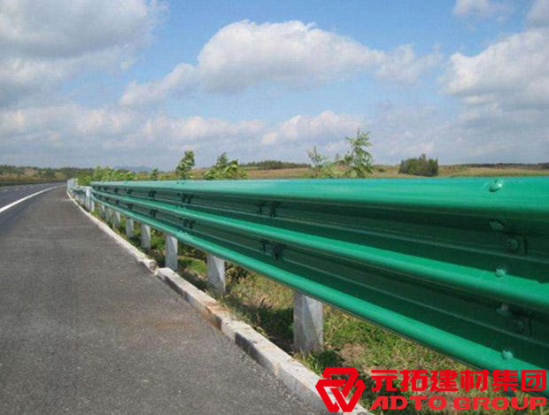 鄉(xiāng)村公路波形護(hù)欄板哪里有賣？