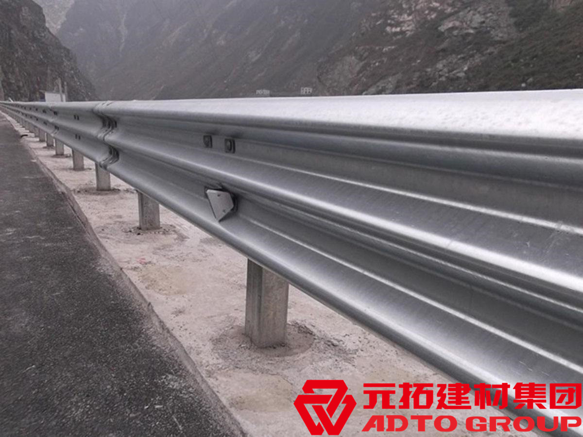 高速公路護(hù)欄板是什么材質(zhì) 高速公路護(hù)欄板材質(zhì)說(shuō)明