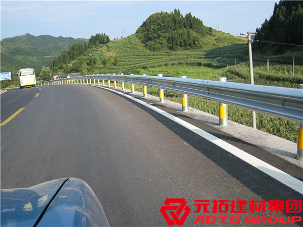 河南高速公路護(hù)欄安裝用什么工具呢？